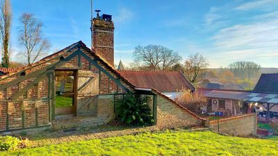 Maison - 239 m² - 10 pièces