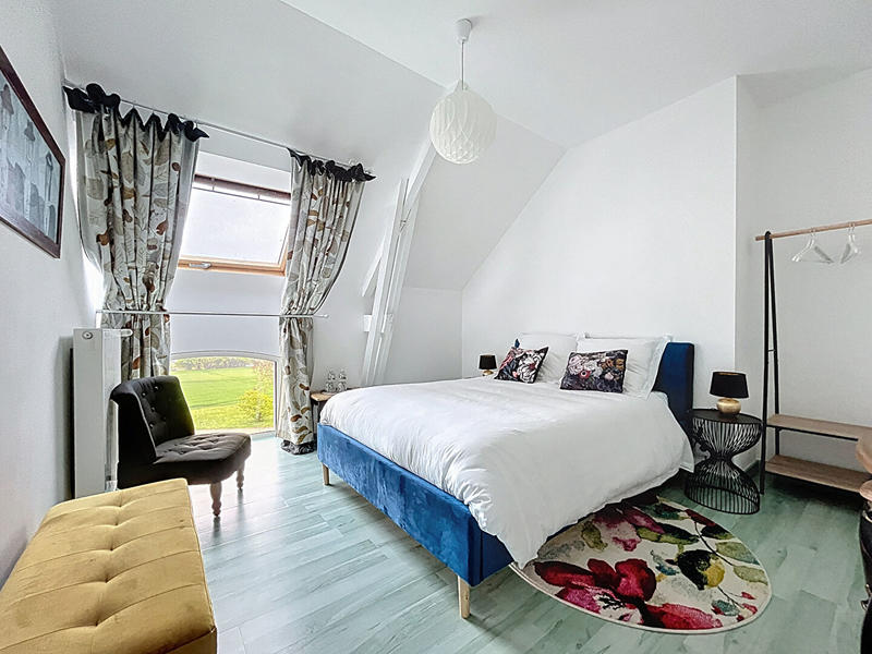 Maison - 408 m² - 11 pièces