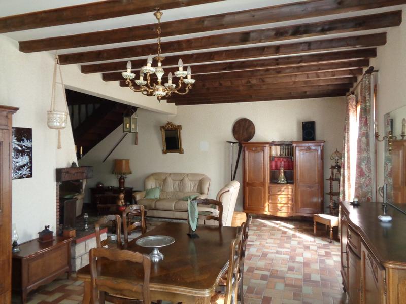 Maison - 200 m² - 8 pièces