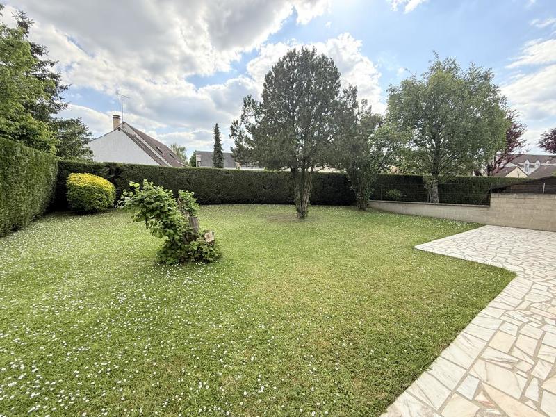 Pavillon - 90 m² - 5 pièces