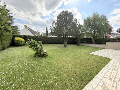 Pavillon - 90 m² - 5 pièces