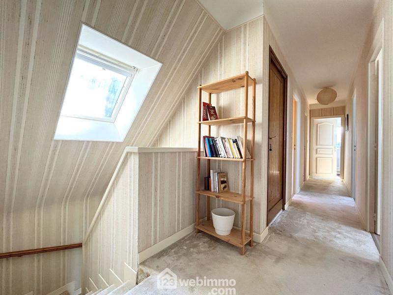 Maison - 193 m² - 8 pièces