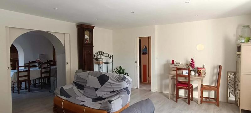 Maison chambre d'hôtes - 243 m² - 9 pièces