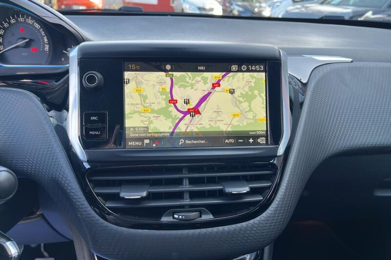 Peugeot 2008 1.2 130 Allure