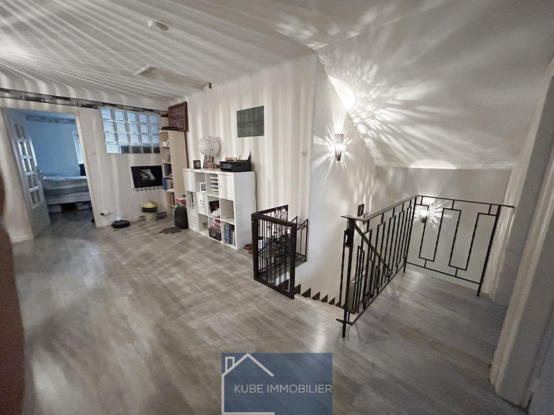 Maison - 123 m² - 4 pièces