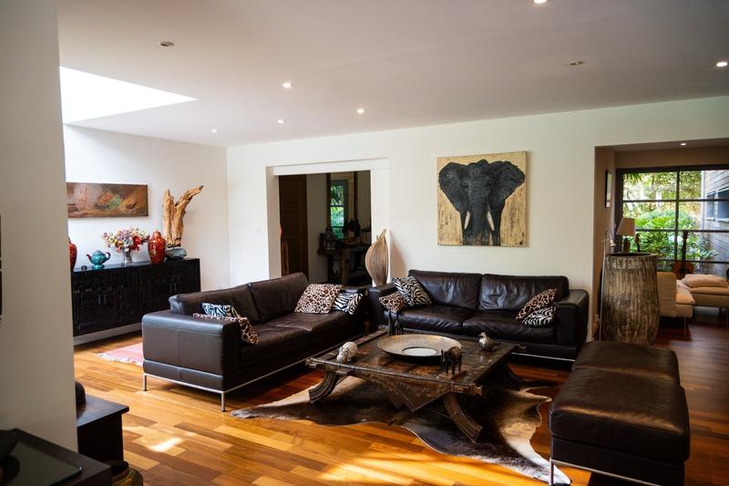 Maison - 282 m² - 8 pièces