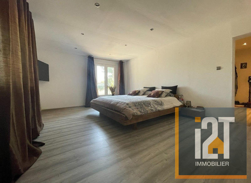 Villa - 170 m² - 7 pièces