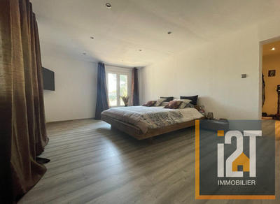 Villa - 170 m² - 7 pièces