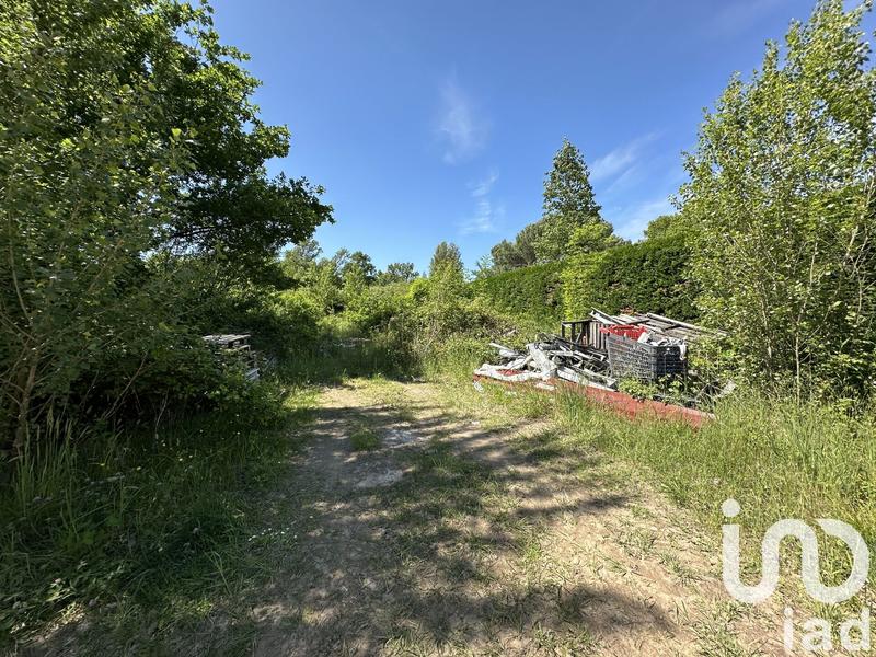 Immeuble - 3 758 m²