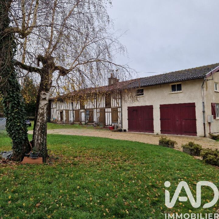 Maison de village - 275 m² - 12 pièces