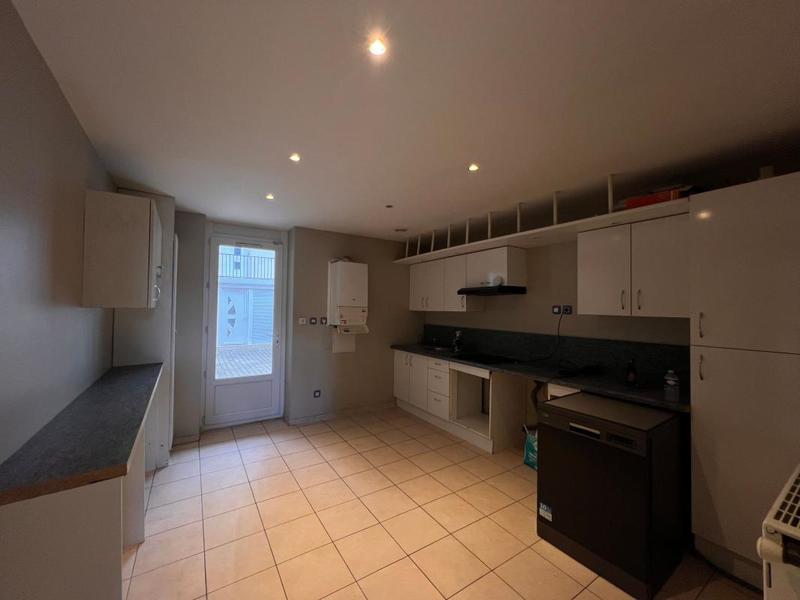 Appartement - 76 m² - 3 pièces