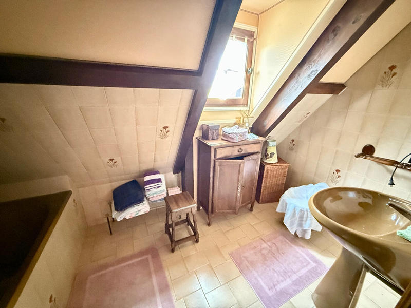 Maison - 160 m² - 8 pièces