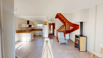 Maison - 98 m² - 5 pièces