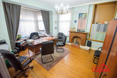 Local commercial - 200 m²