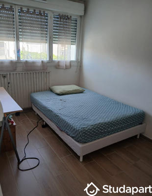 Chambre - 10 m² - 1 pièce