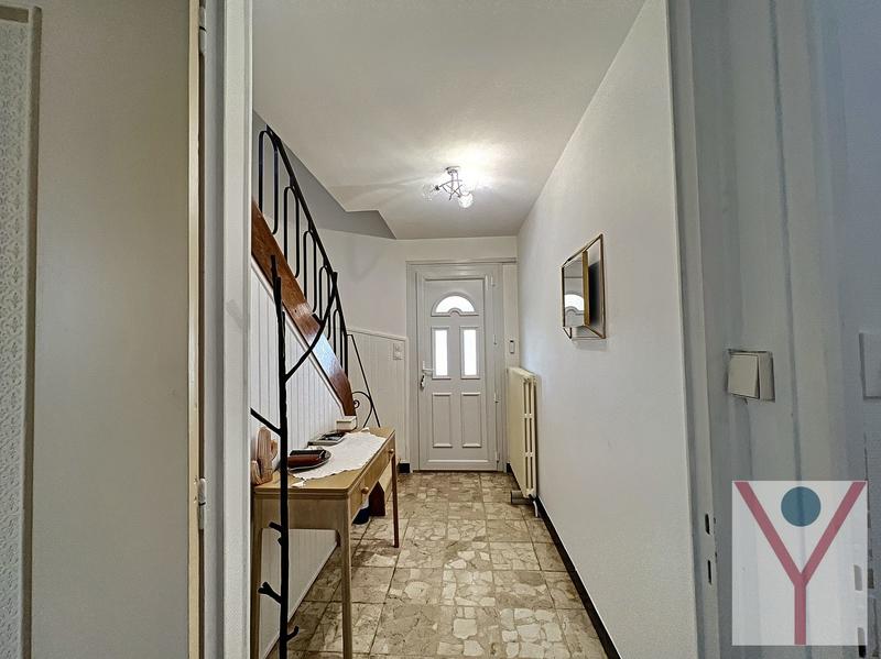 Maison - 208 m² - 6 pièces