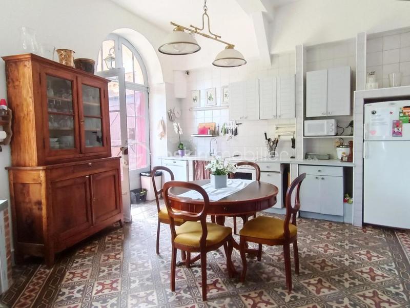 Hôtel particulier - 210 m² - 7 pièces