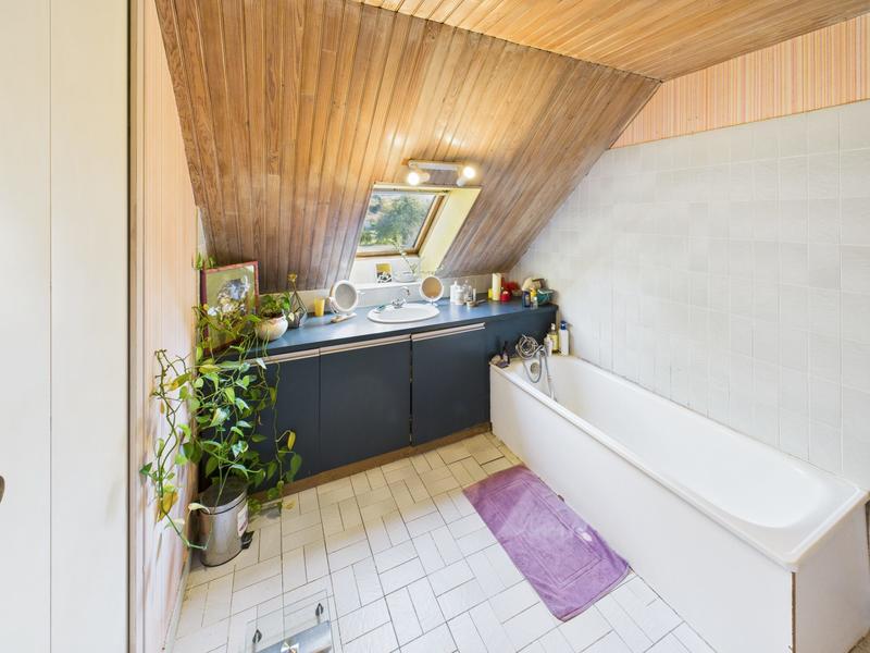 Maison - 336 m² - 12 pièces