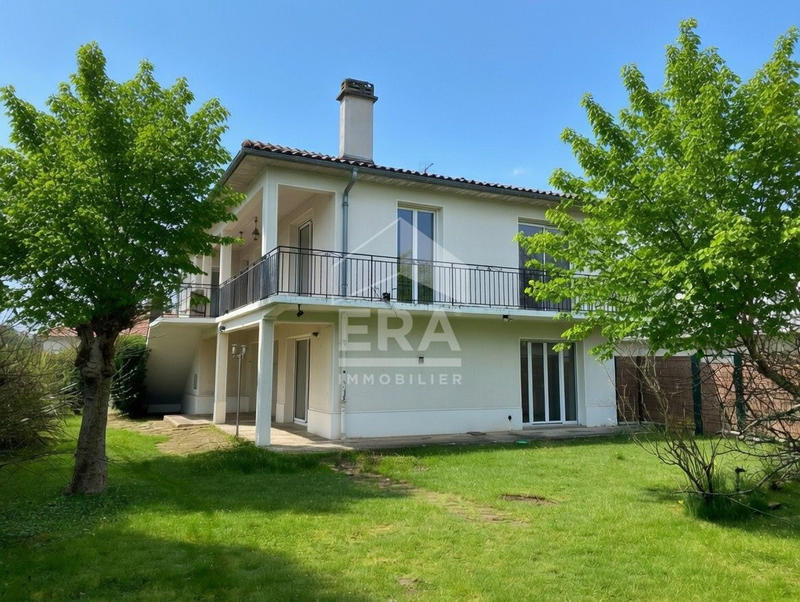 Maison - 189 m² - 7 pièces