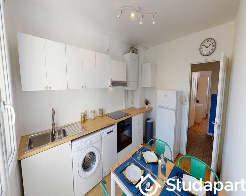 Chambre - 70 m² - 1 pièce