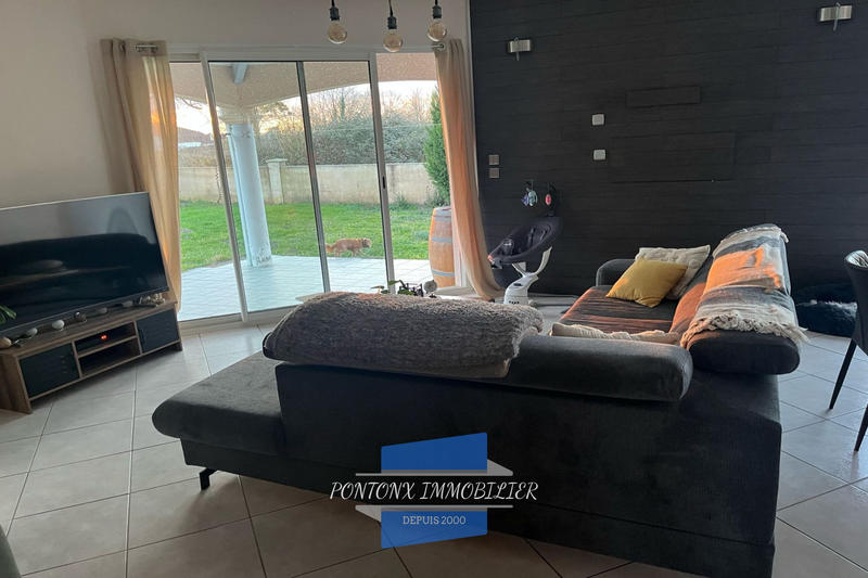 Maison - 92 m² - 5 pièces