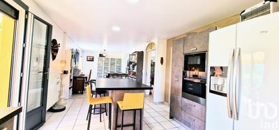 Maison - 170 m² - 5 pièces