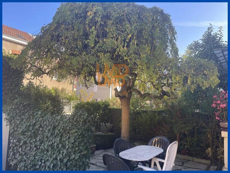 Maison - 113 m² - 5 pièces