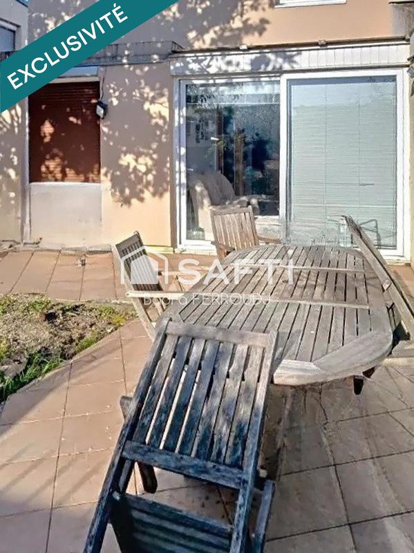 Maison - 93 m² - 4 pièces