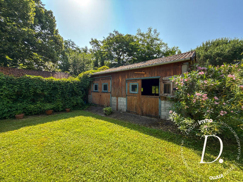 Maison - 190 m² - 5 pièces