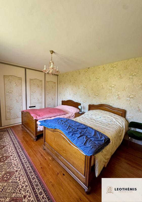 Maison ancienne - 165 m² - 8 pièces