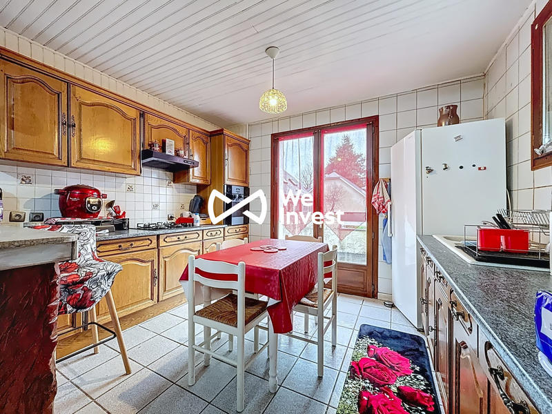 Maison - 161 m² - 8 pièces