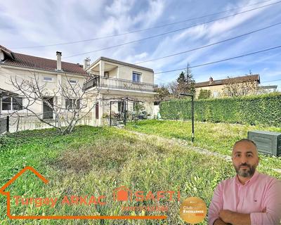 Maison - 134 m² - 5 pièces