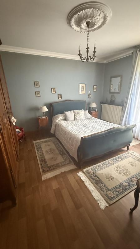 Maison traditionnelle - 178 m² - 7 pièces