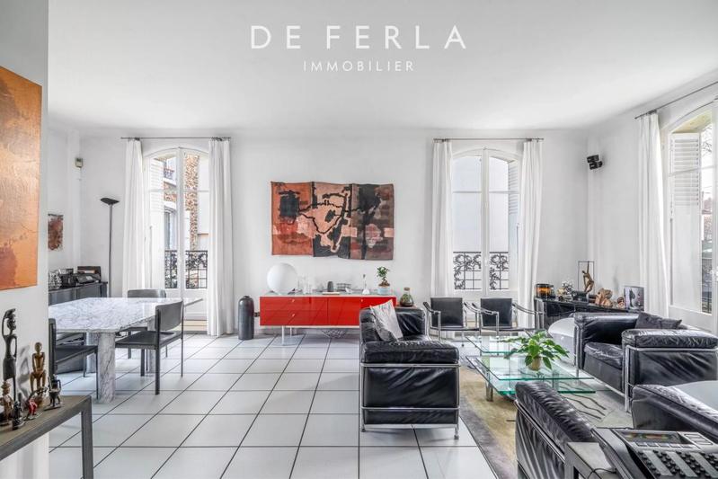 Maison - 200 m² - 8 pièces