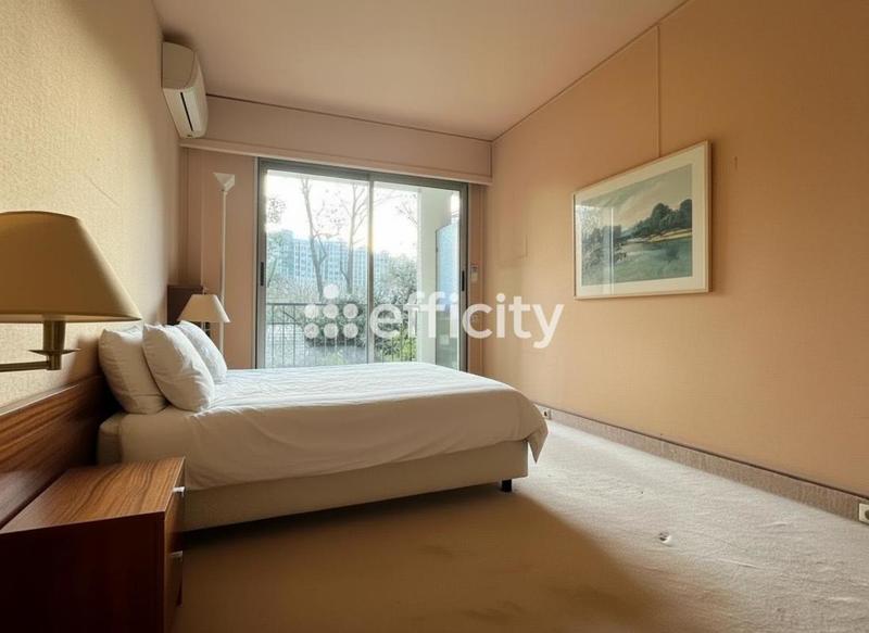 Appartement - 108 m² - 5 pièces