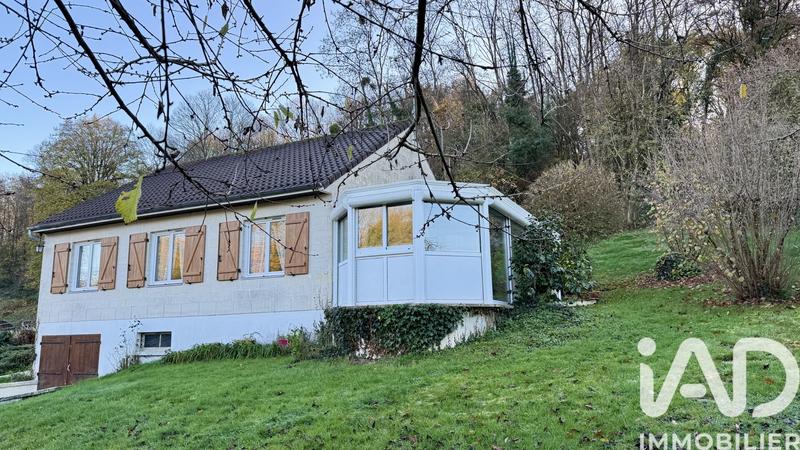 Maison - 90 m² - 5 pièces