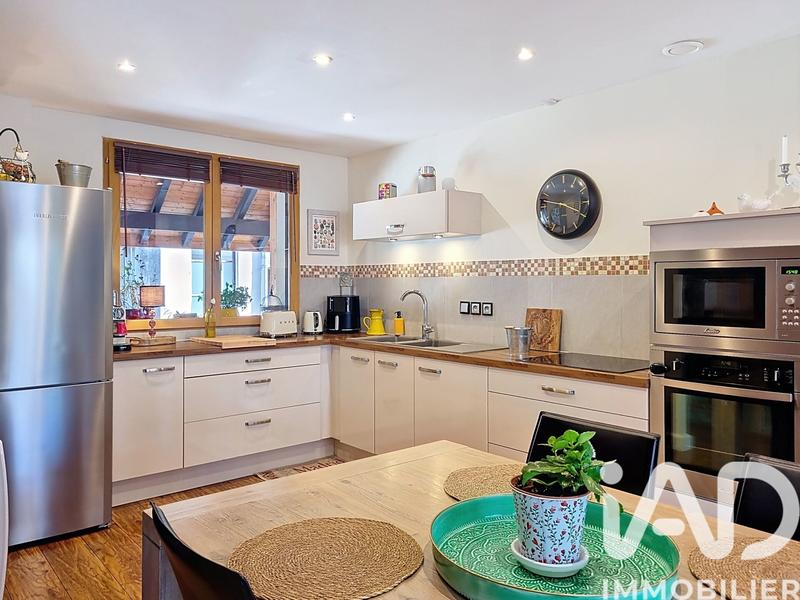 Appartement - 93 m² - 4 pièces