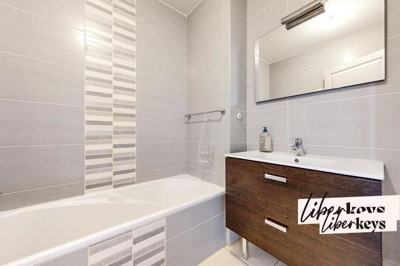 Appartement - 84 m² - 4 pièces