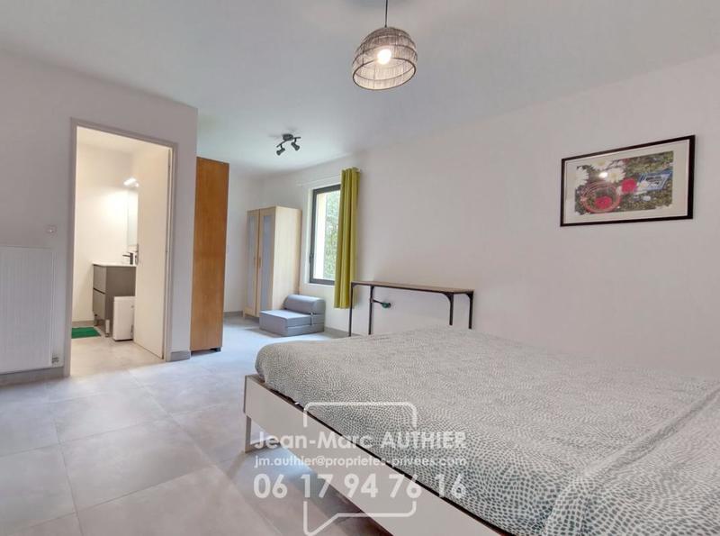 Maison - 212 m² - 8 pièces