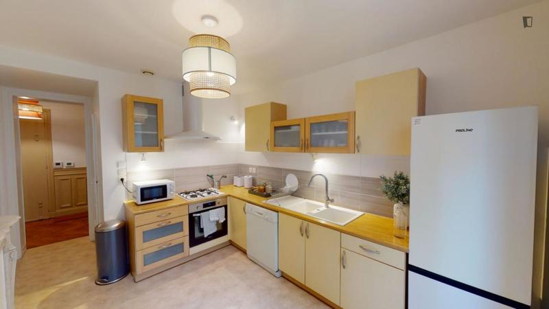 Chambre - 10 m² - 4 pièces