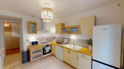 Chambre - 10 m² - 4 pièces