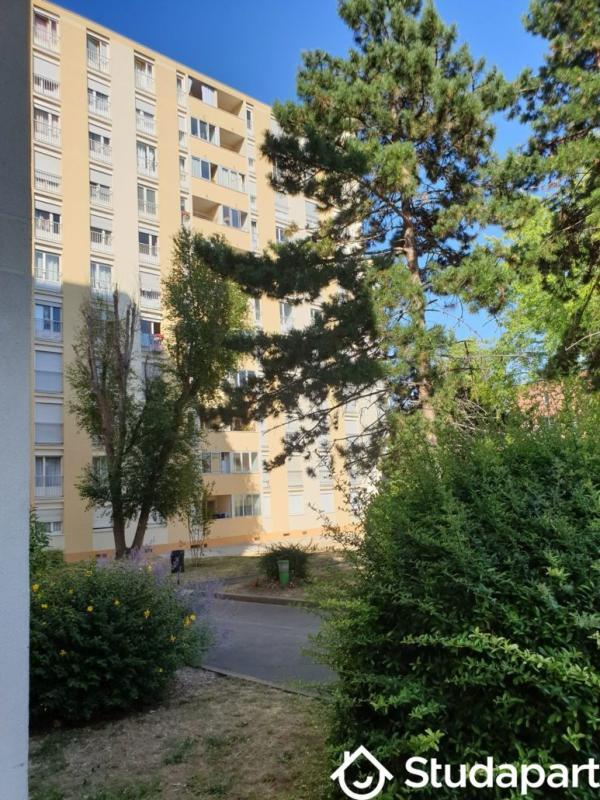 Chambre - 16 m² - 1 pièce