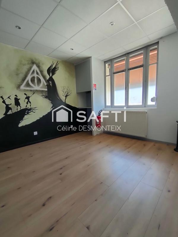 Maison - 312 m² - 6 pièces