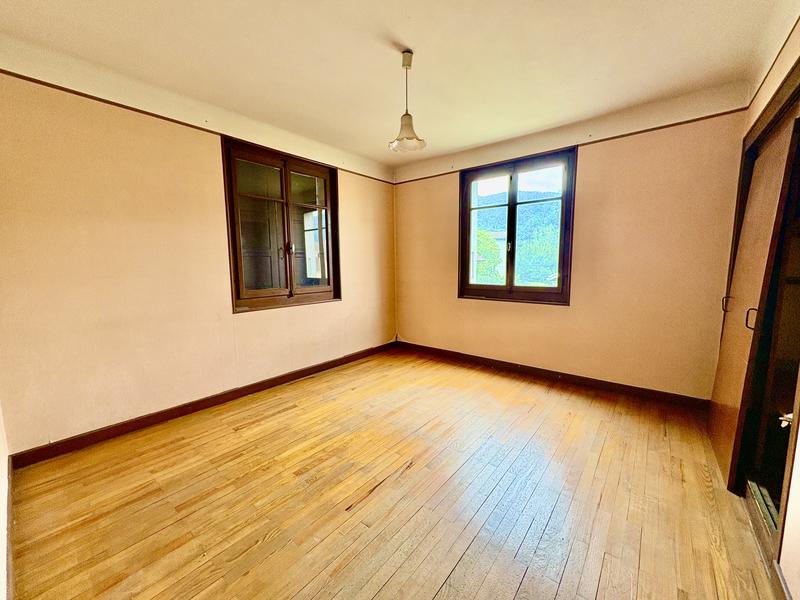 Maison ancienne - 200 m² - 8 pièces