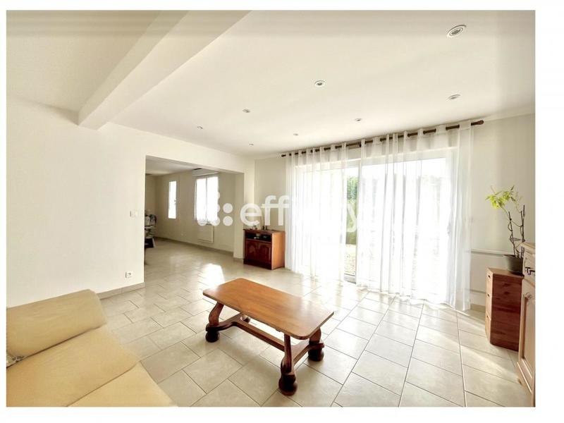 Maison - 150 m² - 5 pièces