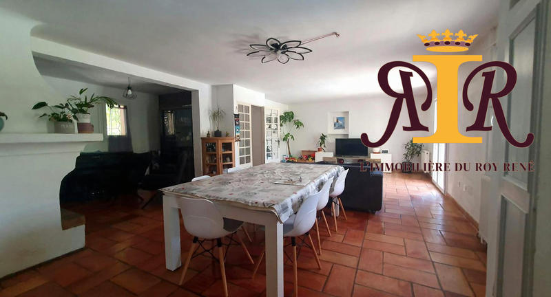 Villa - 137 m² - 5 pièces