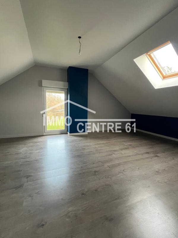 Maison - 163 m² - 6 pièces