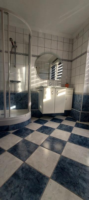 Maison - 93 m² - 6 pièces