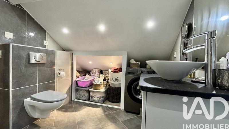 Appartement - 65 m² - 2 pièces