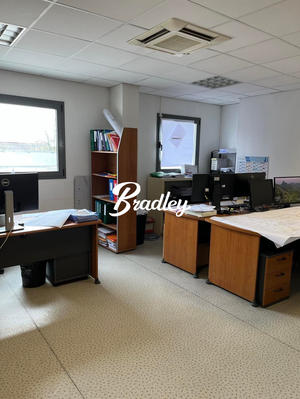 Bureau - 180 m²